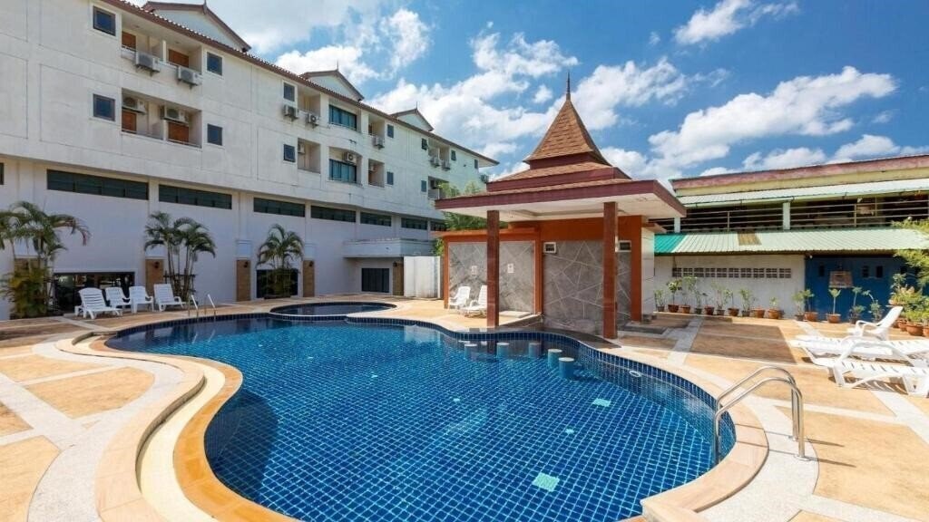 Отель Diamond Place Hotel 2*