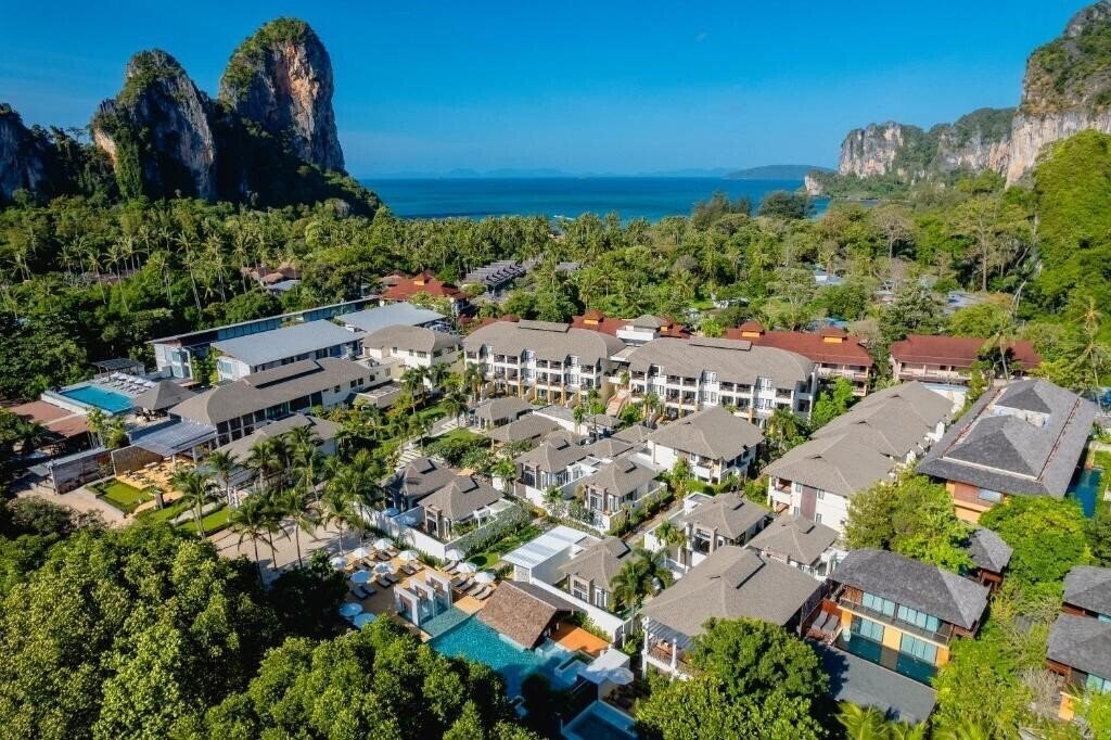 Фотография Bhu Nga Thani Resort & SPA 4*