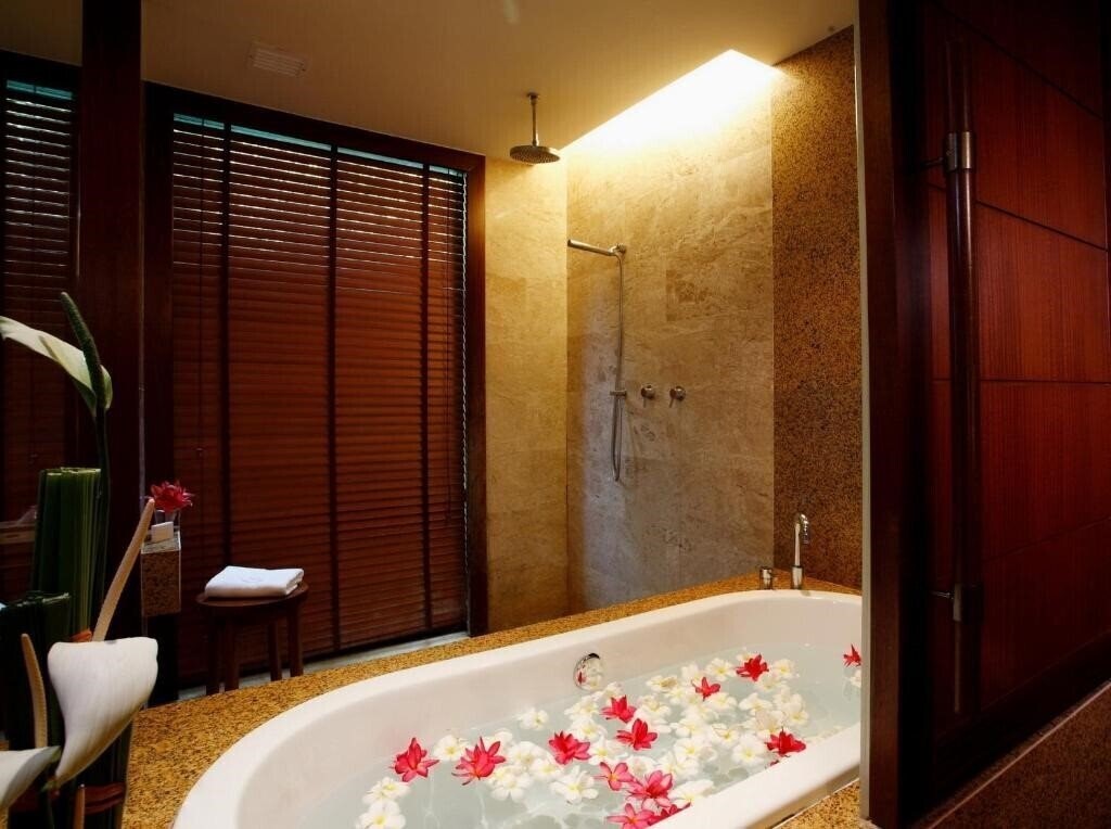 Фото Centara Grand Beach Resort & Villas Krabi 5*