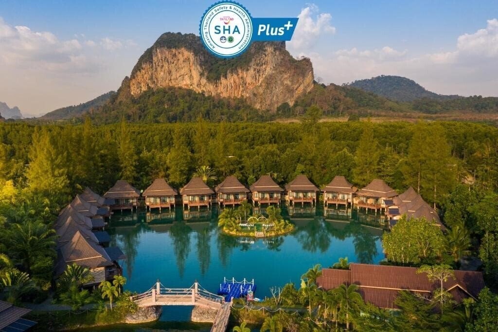 Готель Poonsiri Resort Aonang 4*