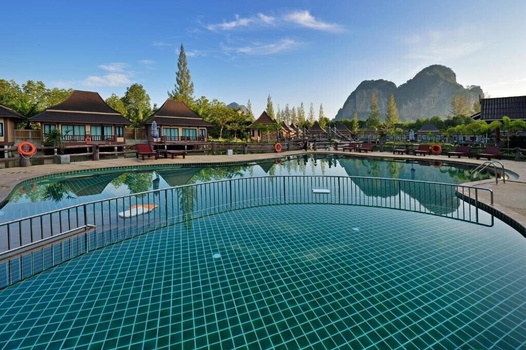 Фото Poonsiri Resort Aonang 4*
