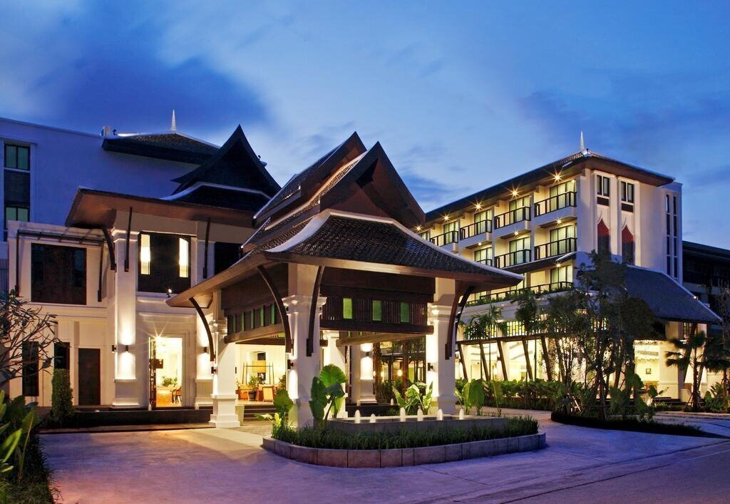 Отель Centara Anda Dhevi 4*