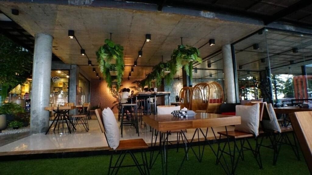 Фотографія Maneetel Krabi Beachfront 4*