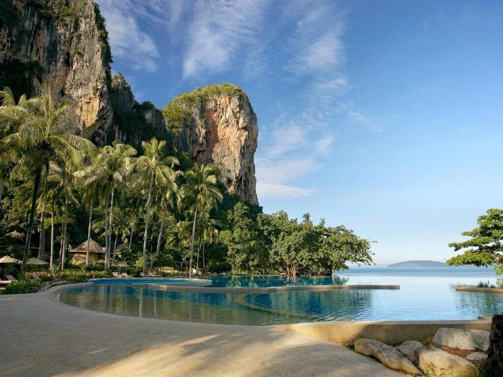 Отель Rayawadee Krabi  Deluxe 5*