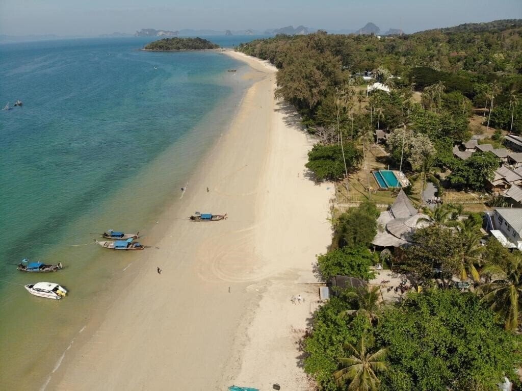 Картинка Anyavee Krabi Beach Resort 4*