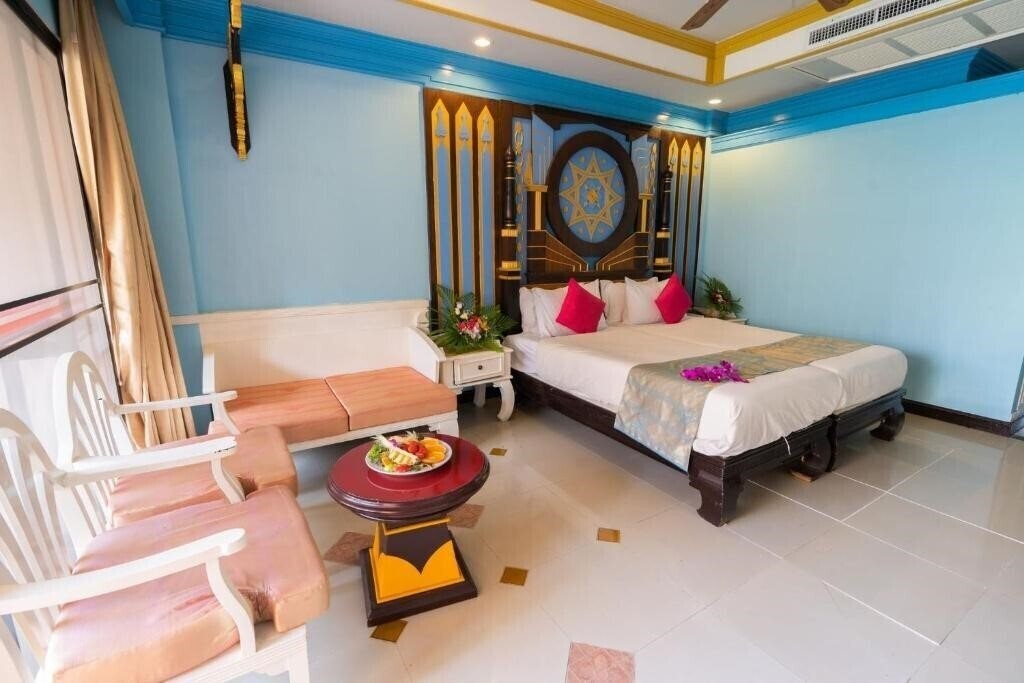 Отель Ayodhaya Palace Beach Resort 3*