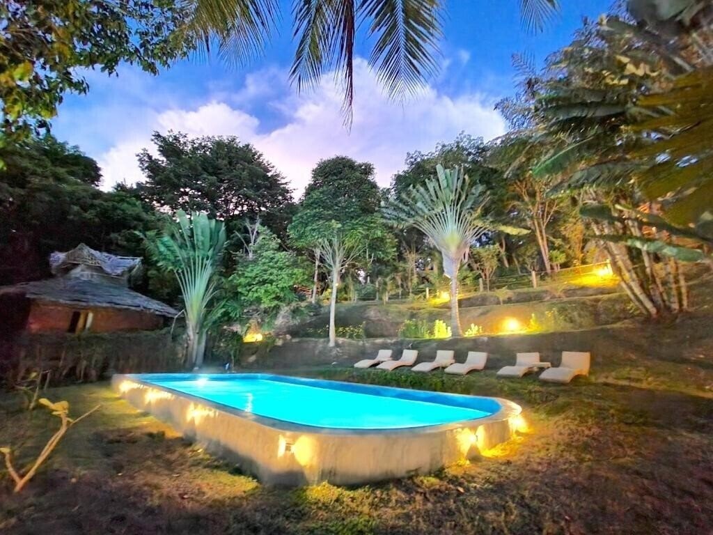 Готель Banyan Bay Villas 2*
