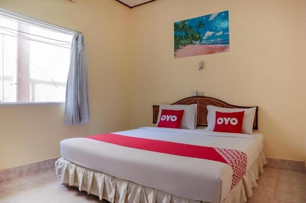 Отель Oyo 681 Paradise Hotel 2*