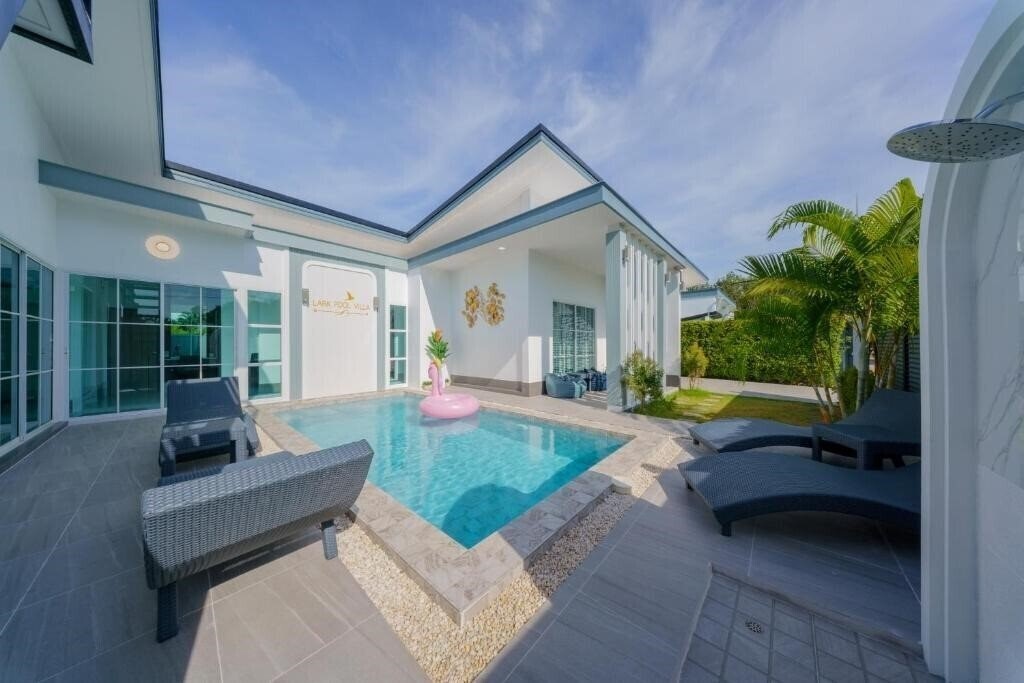 Фото Lark Pool Villa Krabi 4*