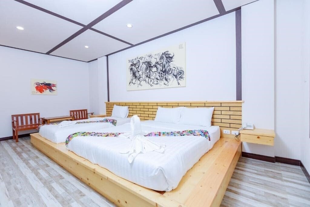Фото Saline Hot Spring Resort 3*