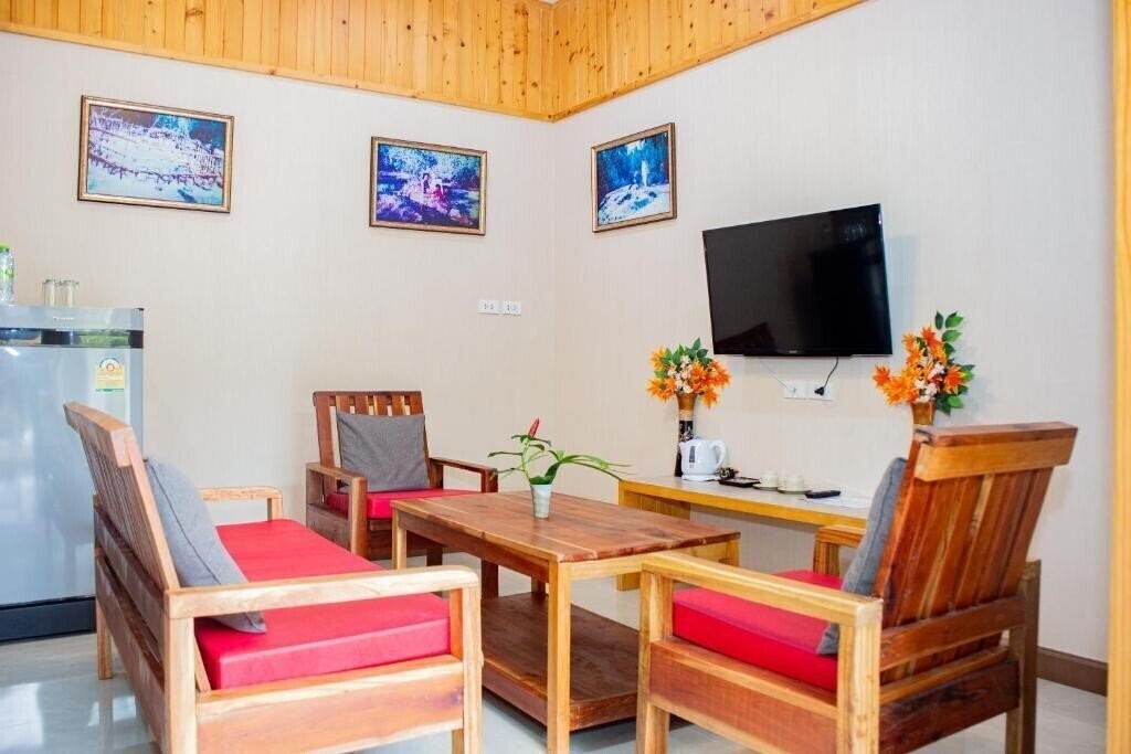 Картинка Saline Hot Spring Resort 3*