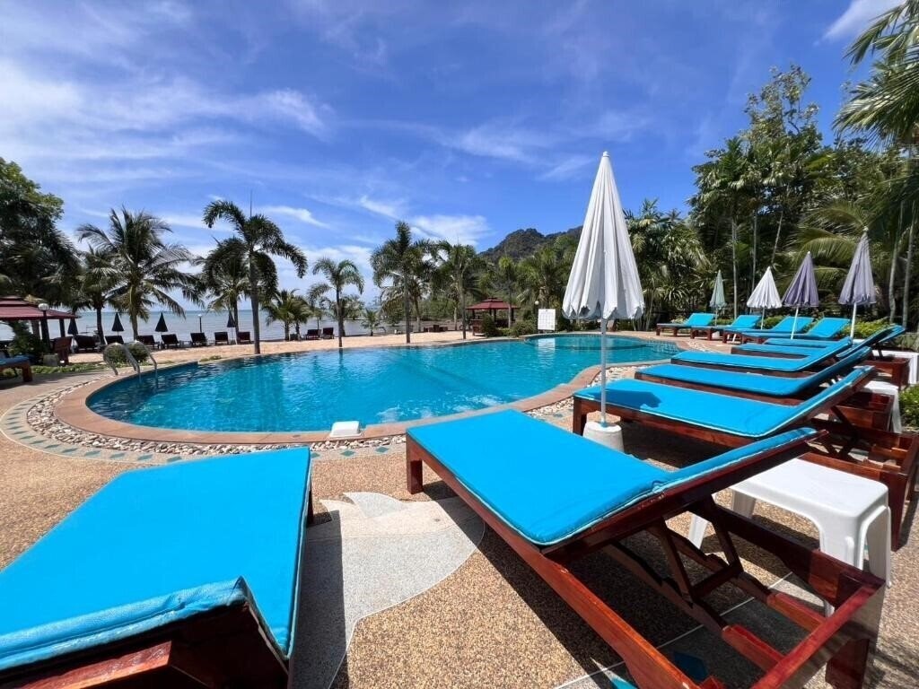 Готель Diamond Beach Resort 3*
