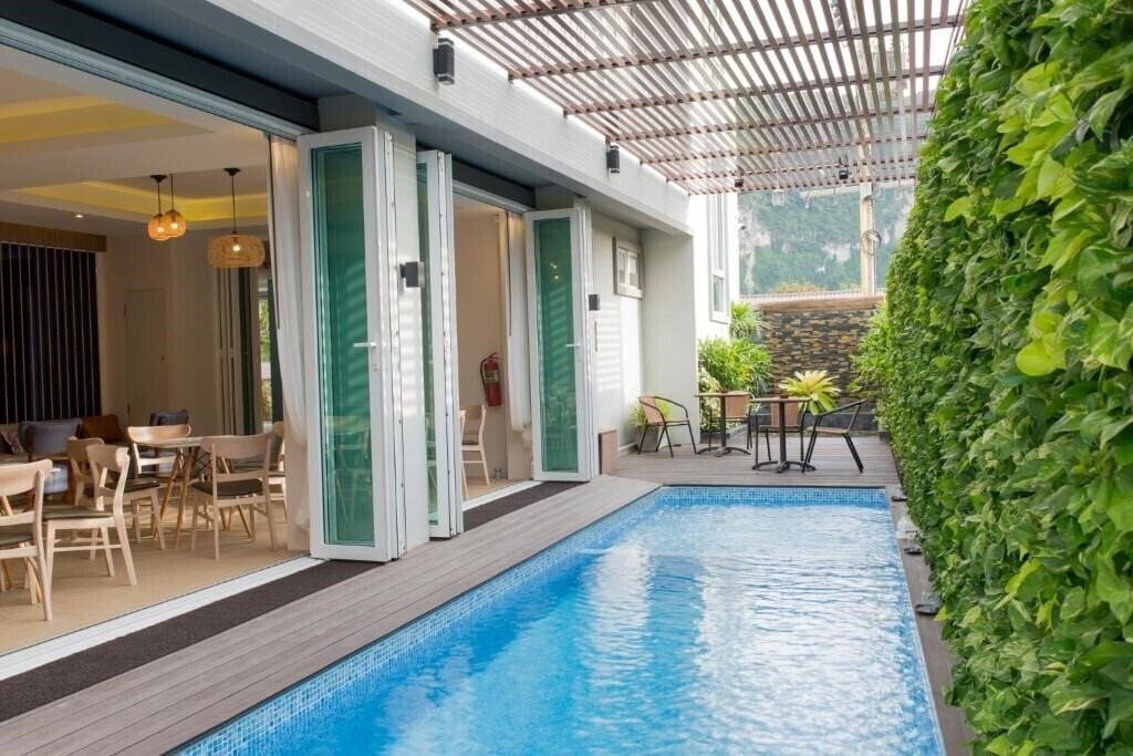 Готель LaRio Hotel Krabi 3*