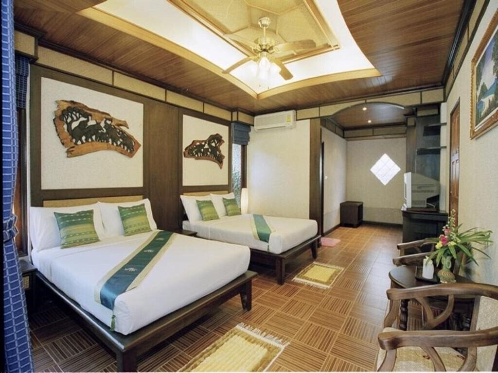 Фото Railay Viewpoint Resort 3*