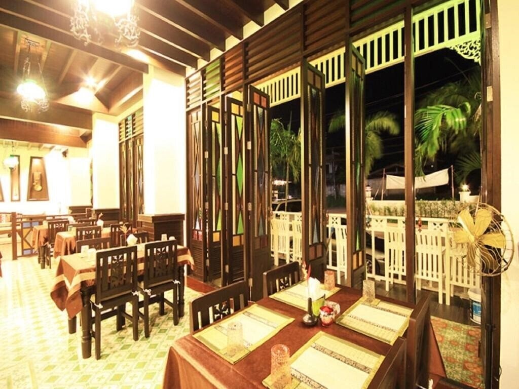 Изображение Dee Andaman Hotel 4*