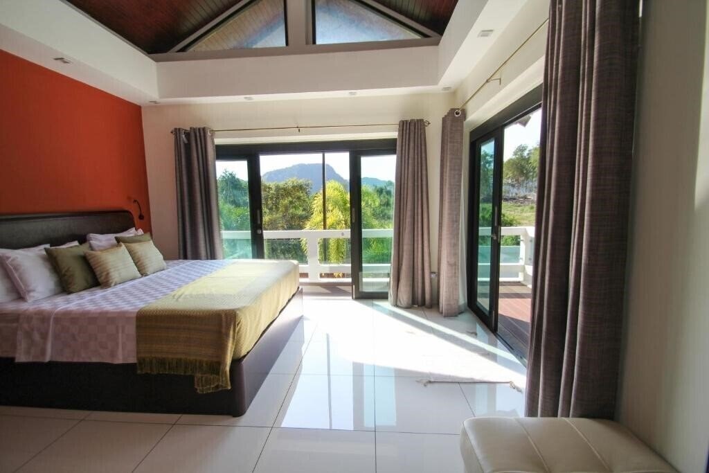 Фото Resona Pool Villa 5*