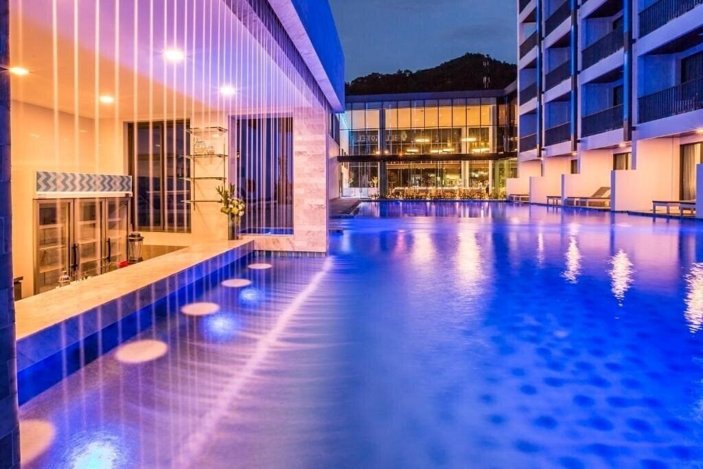 Готель Bluesotel Krabi Aonang Beach 4*