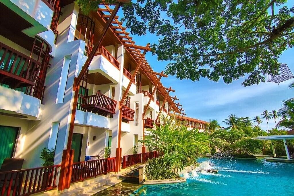 Фотографія The Elements Krabi Resort 4*