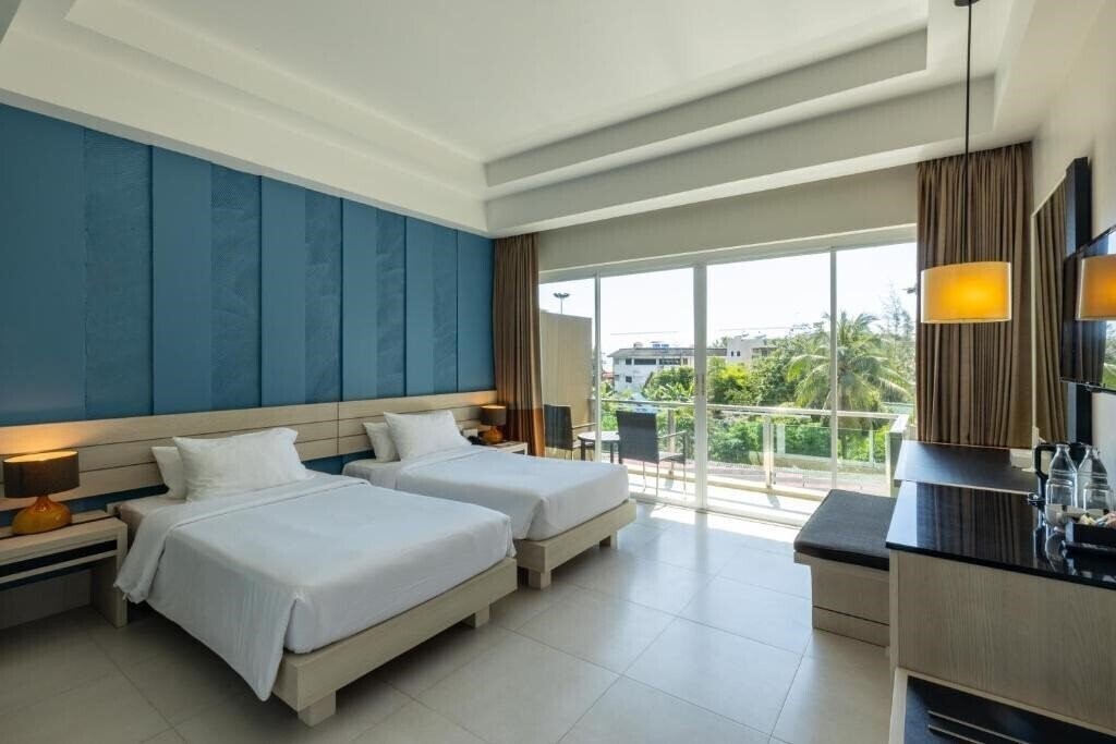 Фото The Small 3*