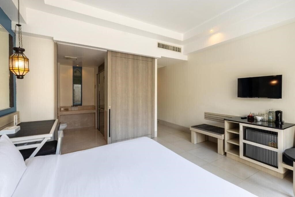 Изображение The Small 3*