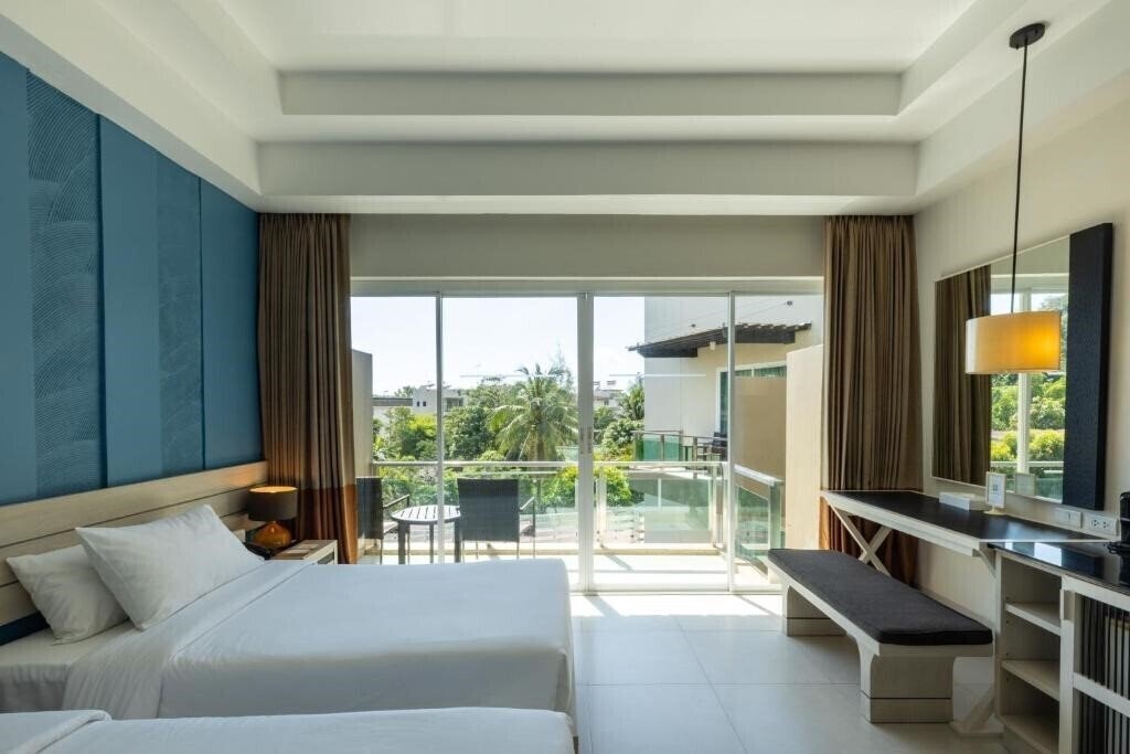 Картинка The Small 3*