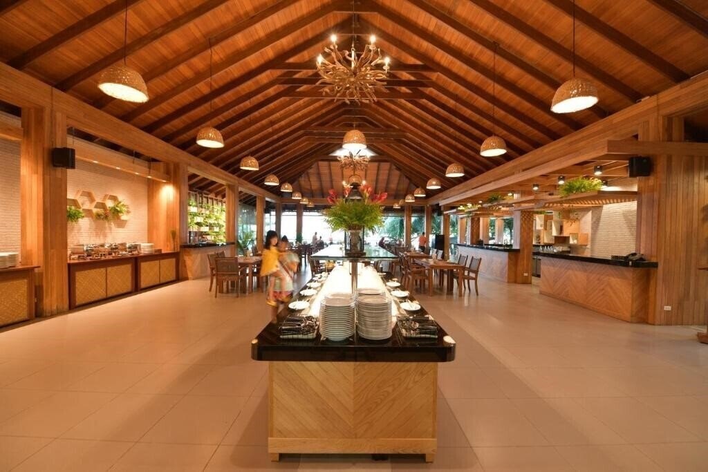 Готель Tup Kaek Sunset Beach Resort & SPA 3*