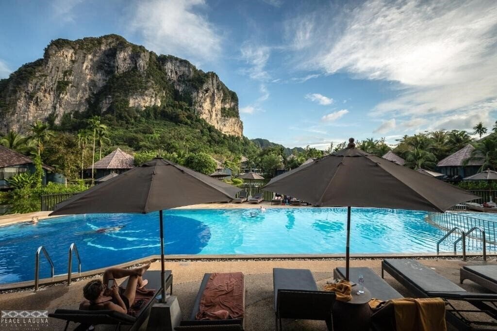 Картинка Peace Laguna Resort 4*
