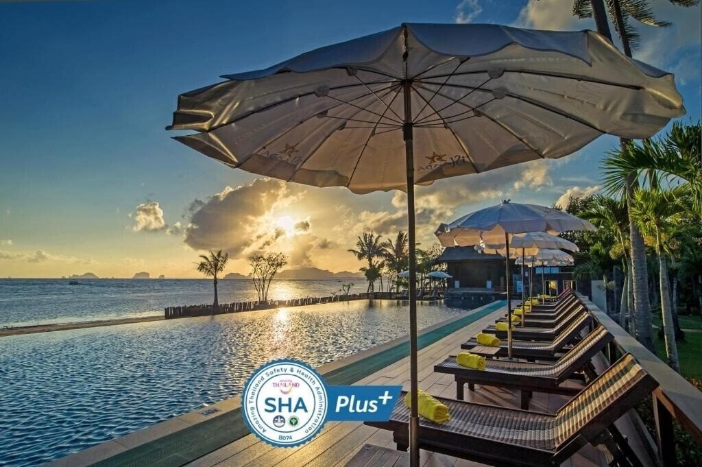 Отель Islanda Hideaway Resort 4*