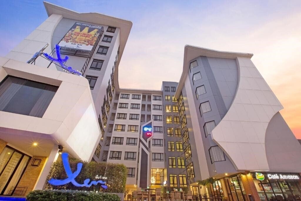 Готель Xen Hotel Nakhon Pathom 3*