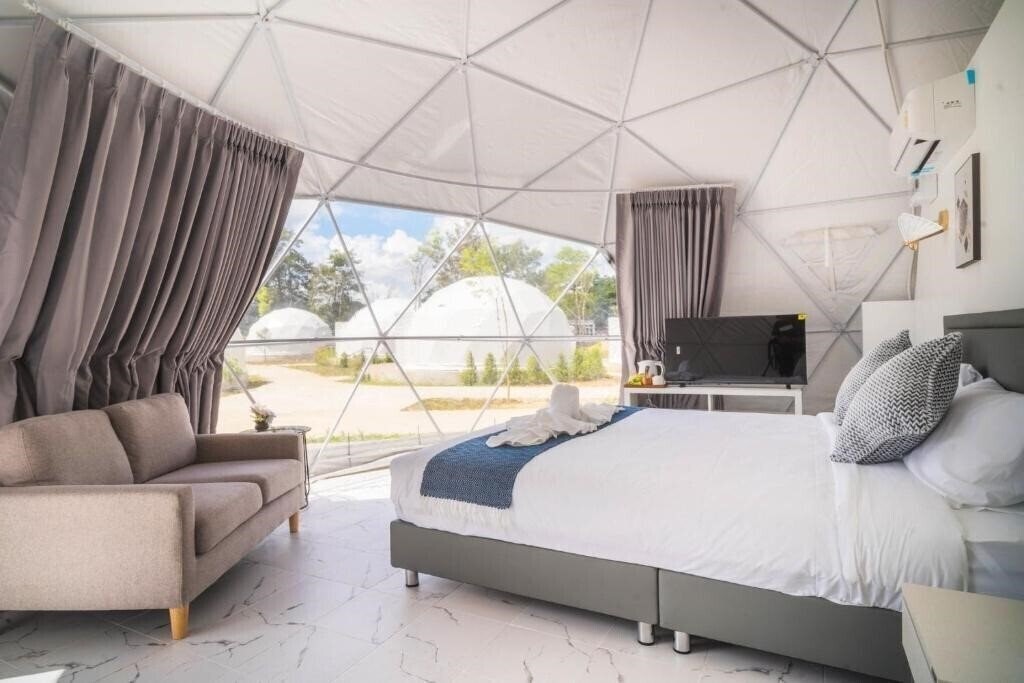 Фото Athena Glamping Khaoyai 4*