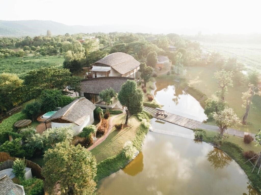 Отель Boribot Pool Resort 5*