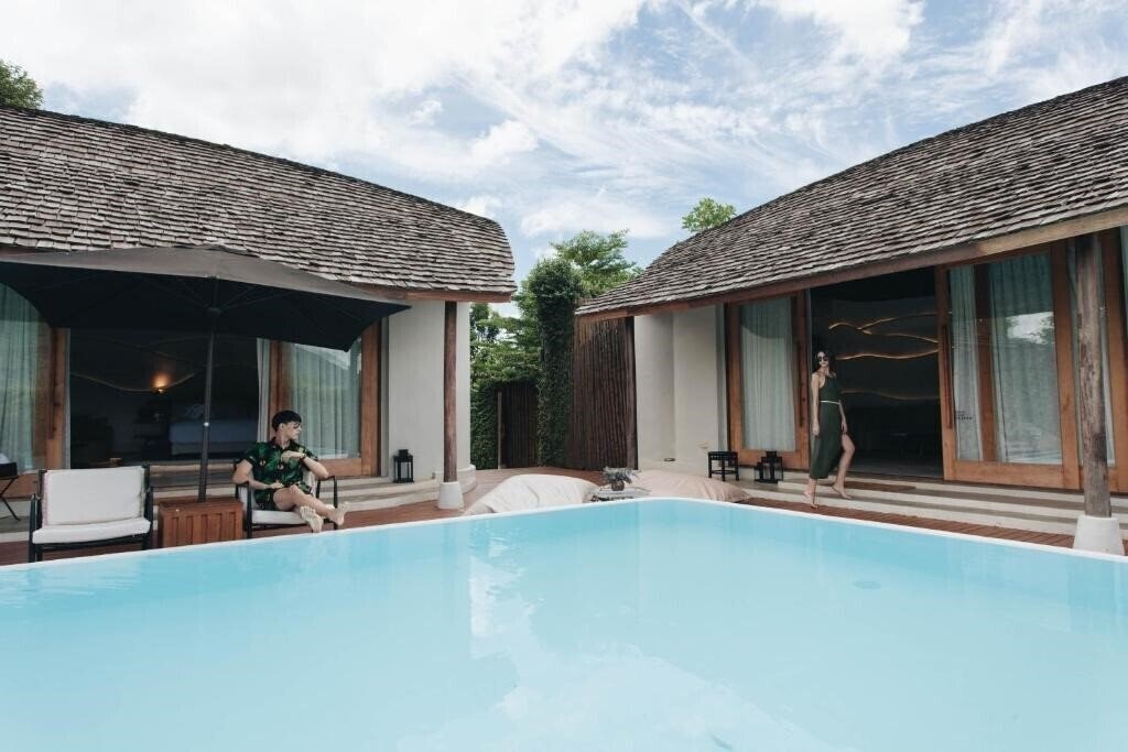 Готель Boribot Pool Resort 5*