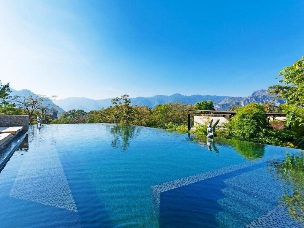 Фото Botanica Khao Yai Resort 5*