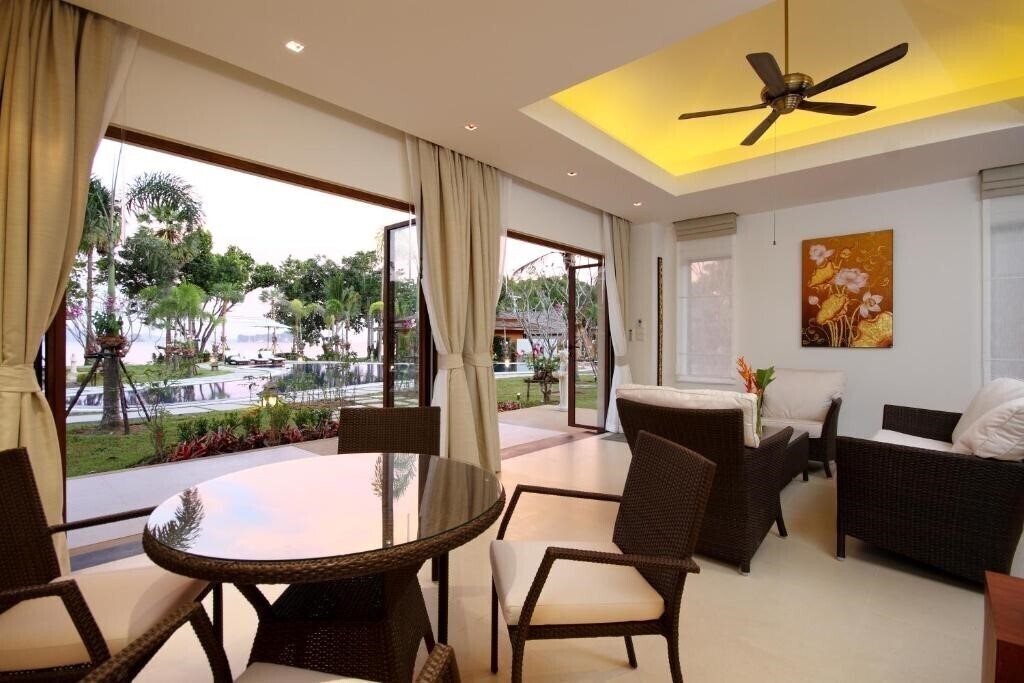Готель Laguna Villas Yao Noi 4*