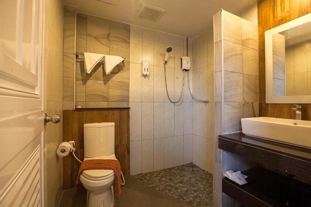 Фото Phi Phi Top View Resort Hotel 3*