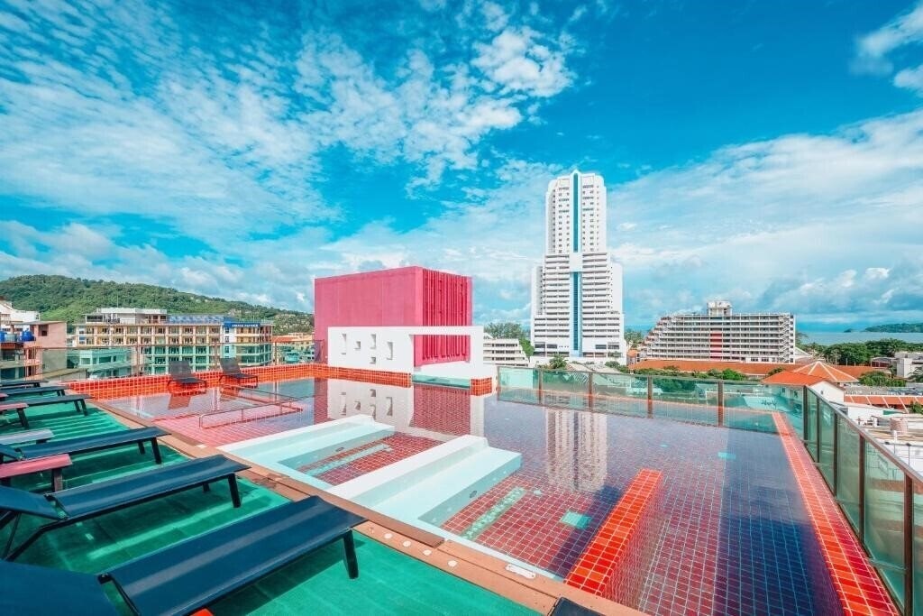 Готель Sleep With Me Hotel 4*