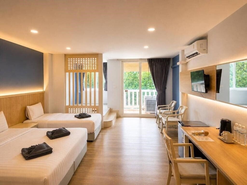 Фото Karon Living Room 2*