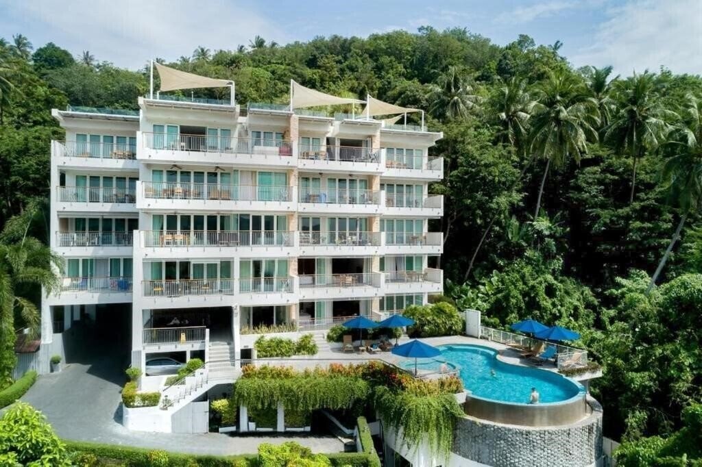 Готель The Park Surin 4*