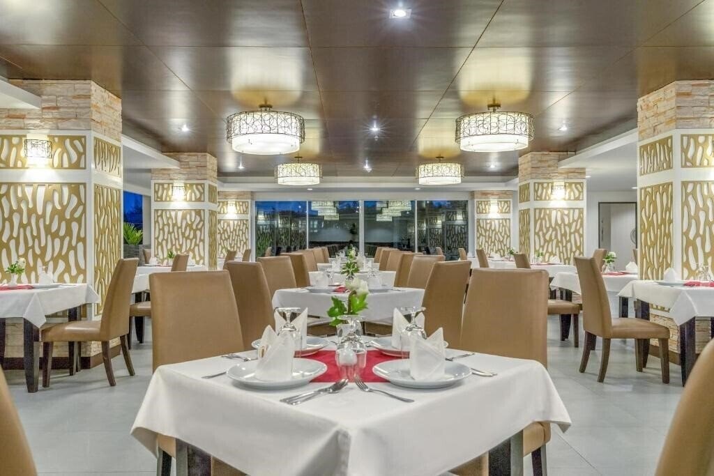 Картинка Chanalai Hillside Resort 4*
