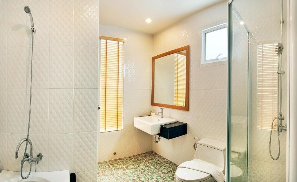 Фотографія Ratana Hotel Rassada 4*