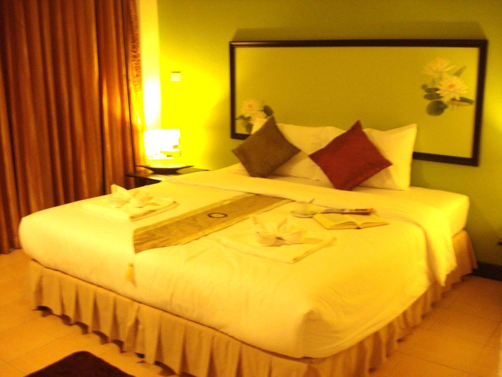 Фото Be My Guest Phuket 2*