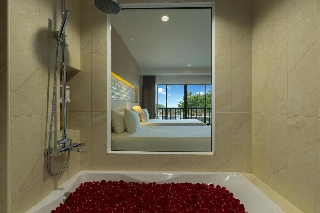 Фотографія Chanalai Garden Resort 4*
