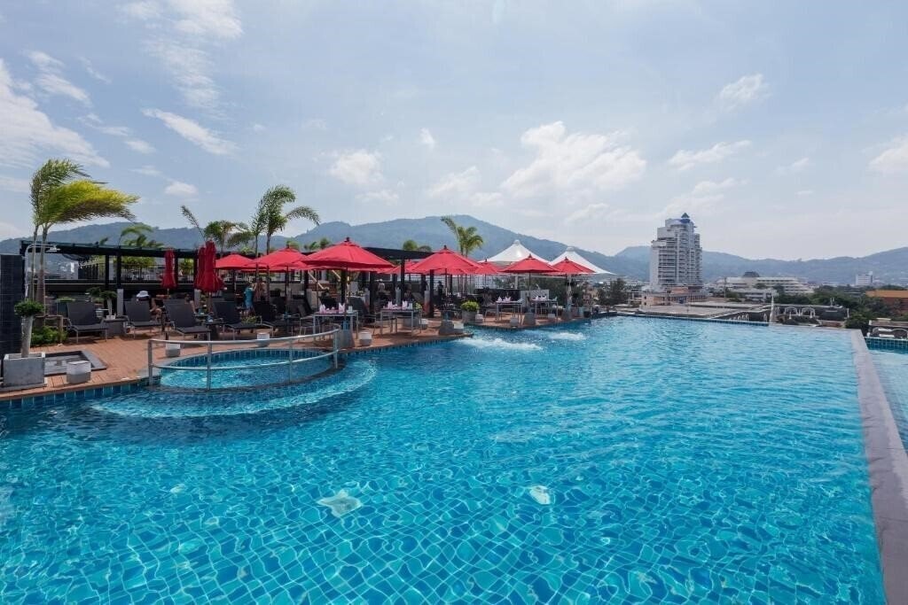 Изображение Charm Resort Phuket 4*