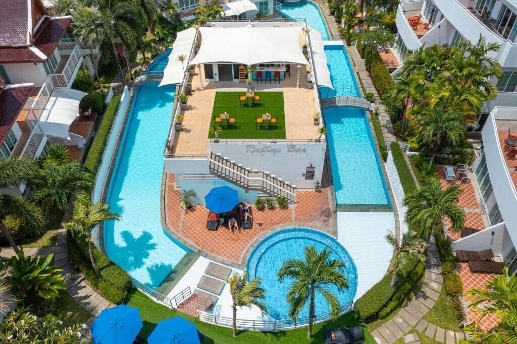 Готель Phunawa Resort Phuket Karon Beach SHA Plus (ex. Phunawa Resort, Karon Sovereign All Suites Resort, Dewa Karon Beach Phuket) 4*