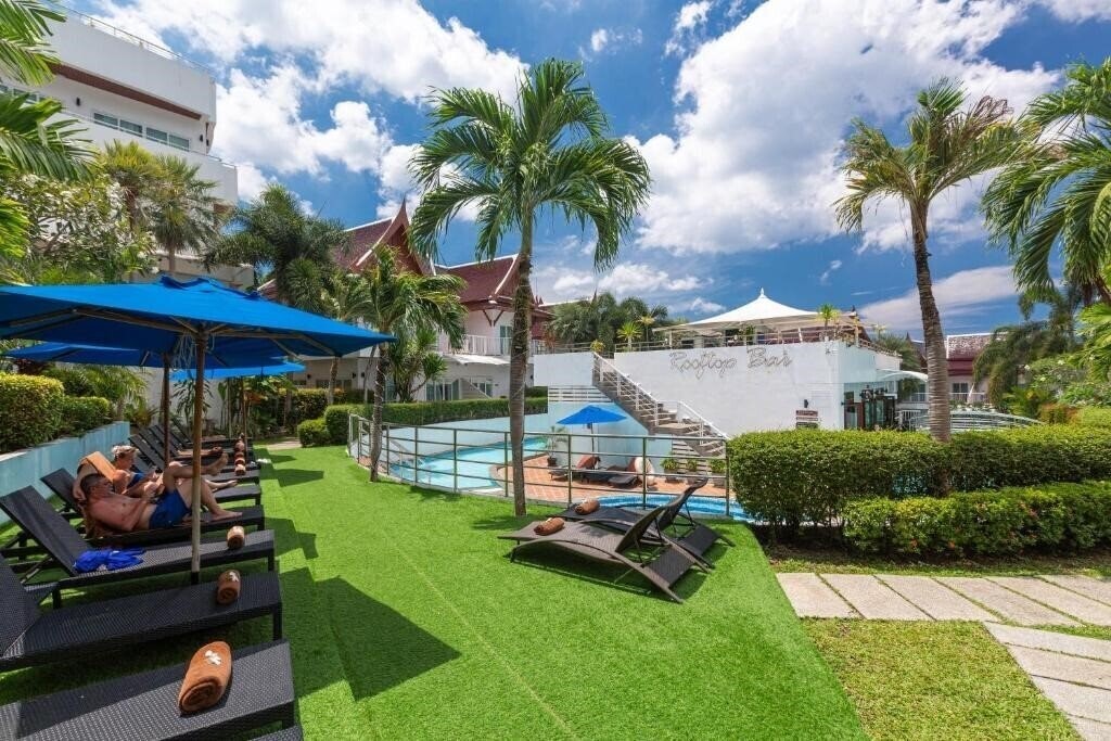 Зображення Phunawa Resort Phuket Karon Beach 4*