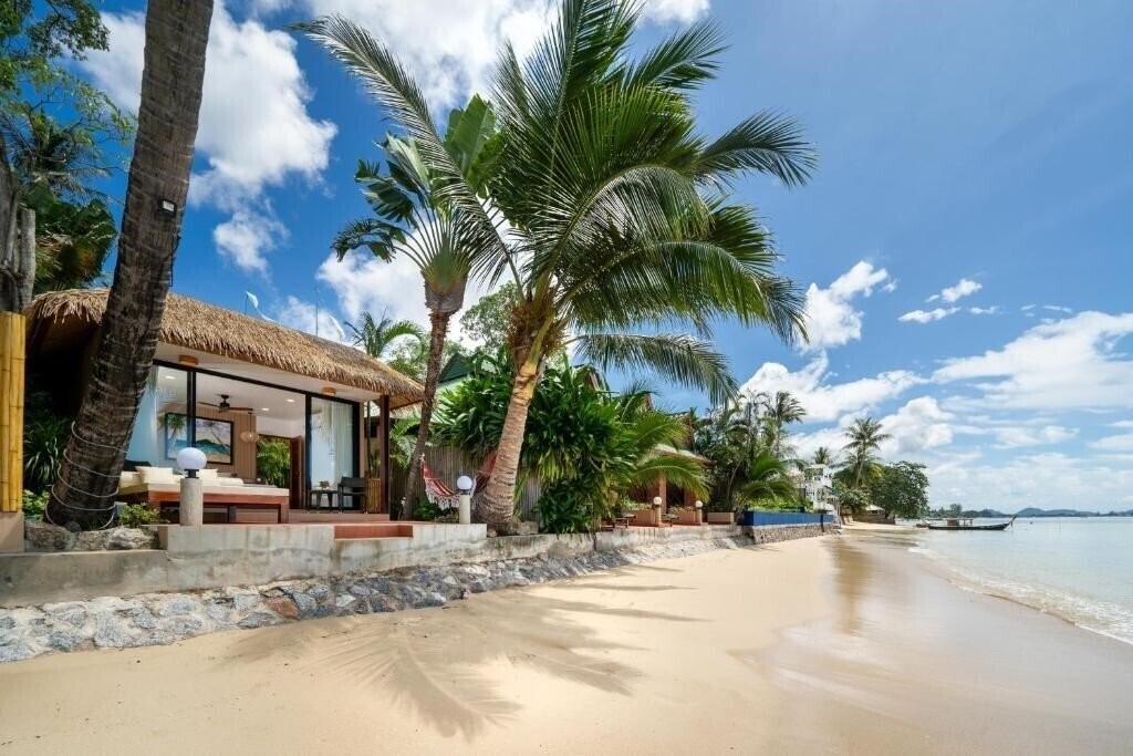 Готель Friendship Beach Resort & Spa 3*