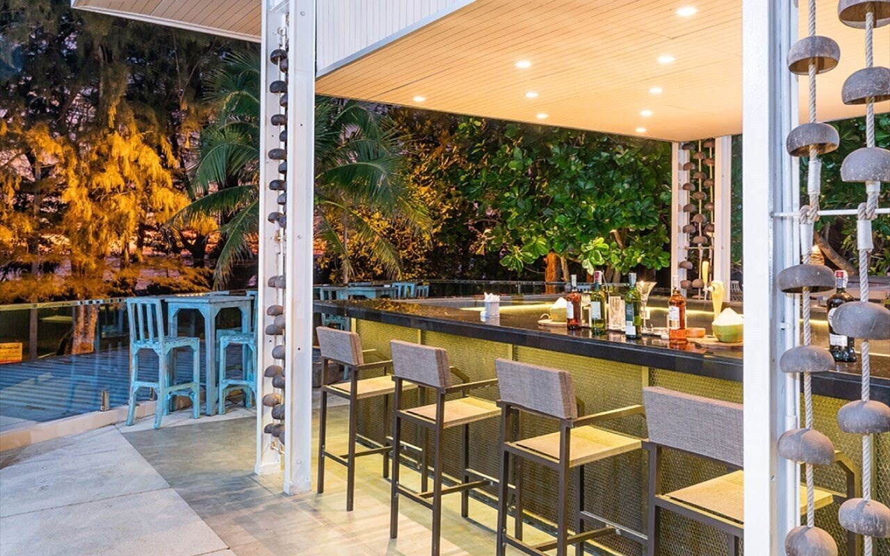 Готель Dewa Naiyang Beach Phuket 4*