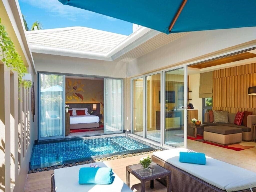 Фото Grand Mercure Phuket Patong 5*
