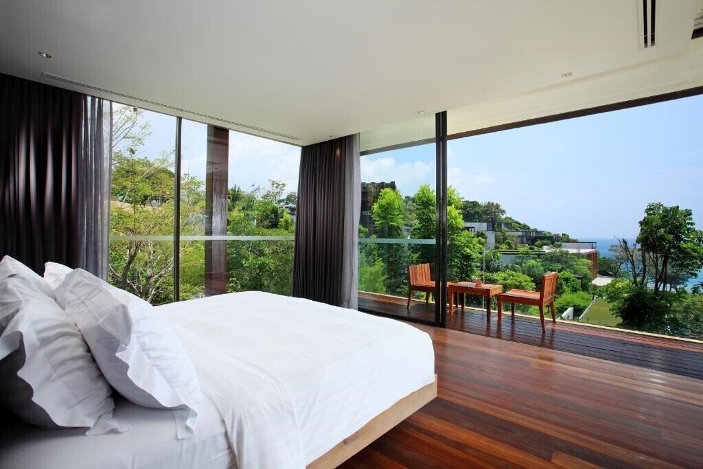 Фото Naka Hotel Phuket 5*