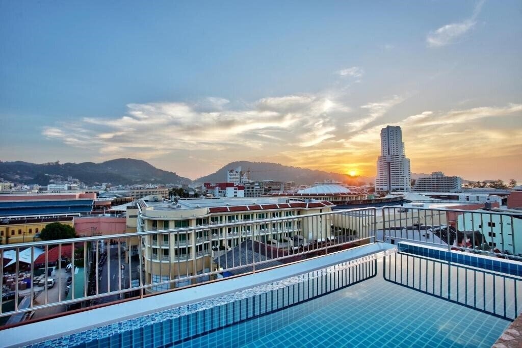 Готель Orchid Resortel 3*